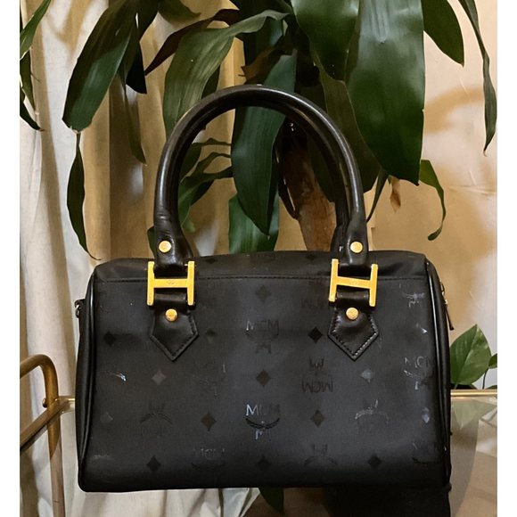 ♦️♦️ AUTHENTIC BLACK MCM BOSTON TOTE - Picture 6 of 13